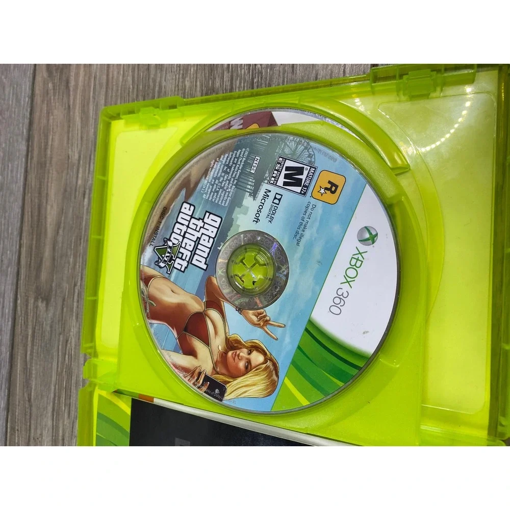 Grand Theft Auto V GTA 5 Microsoft Xbox 360 Complete With Manual 2-Disc Set 2013